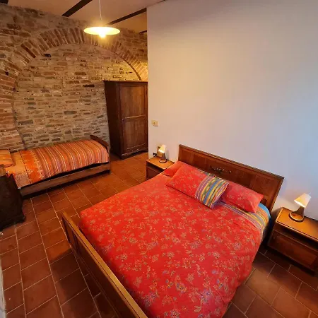 Agriturismo I Galli Κατάλυμα σε φάρμα *