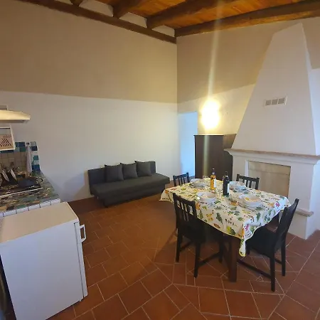 Agriturismo I Galli * دولياني