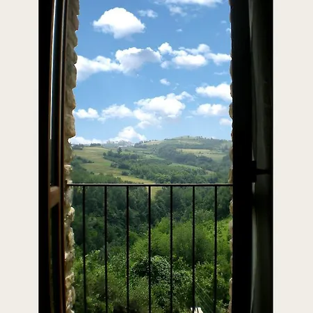 مزرعة للإقامة Agriturismo I Galli *